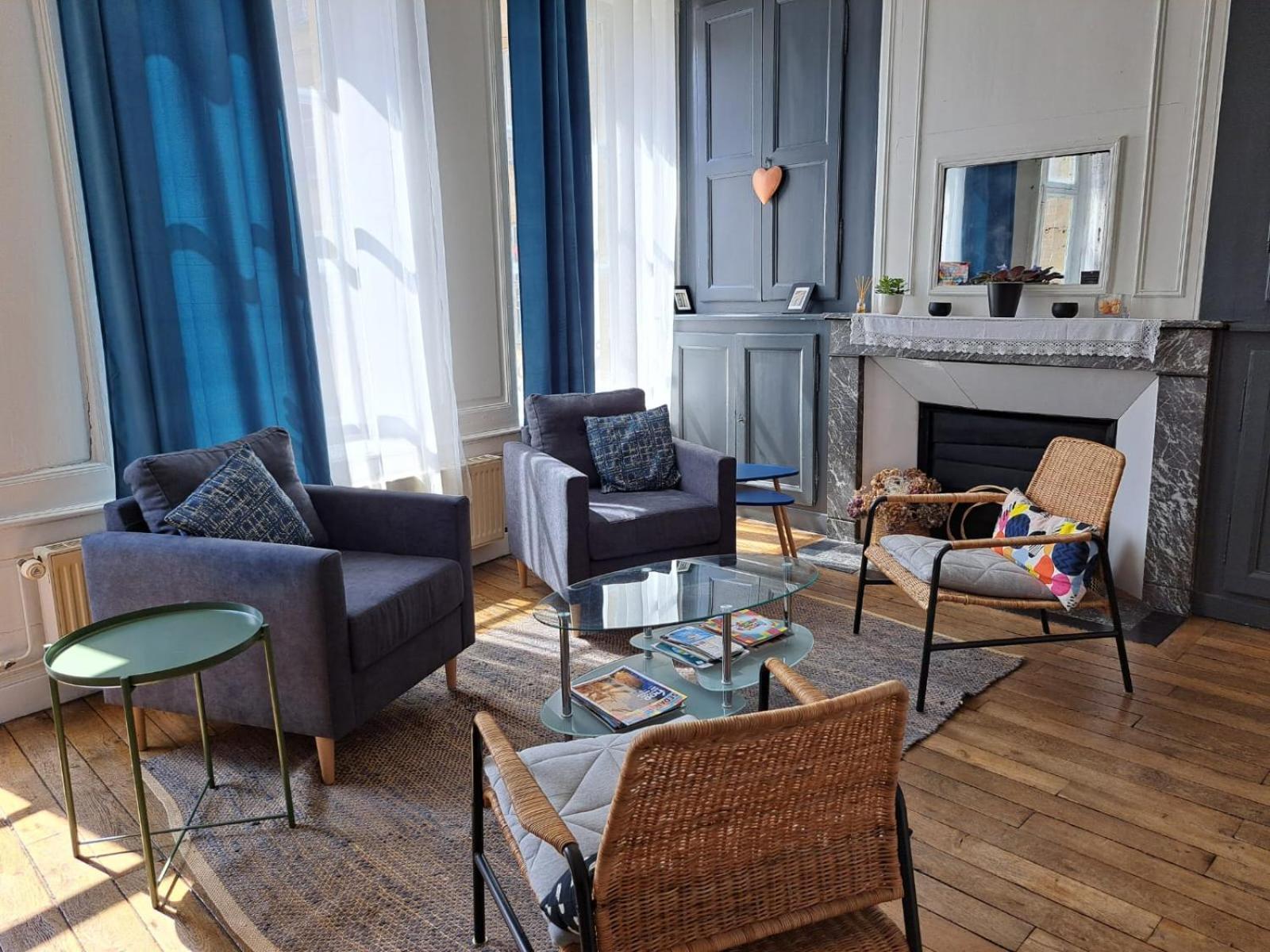 Le Logis Des Dames Appartement Sedan Buitenkant foto